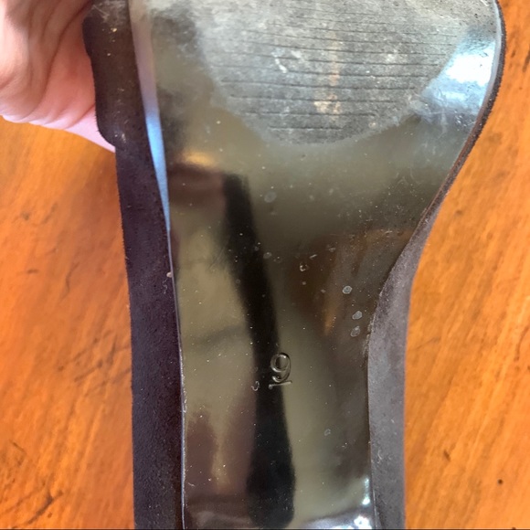 Kelly & Katie Black Open Toe Heels - Picture 5 of 7